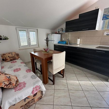 Apartments Brkic Лозовац Екстер'єр фото